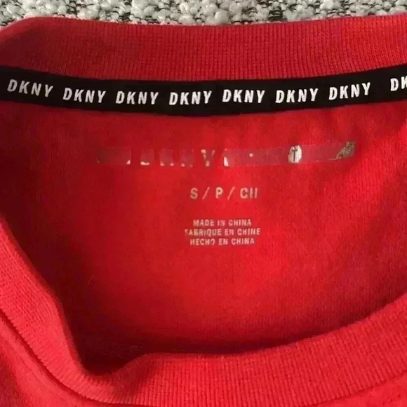 DKNY Men’s Sweater - Picture 3 of 4